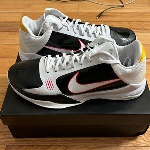 Nike Kobe 5 Bruce Lee
